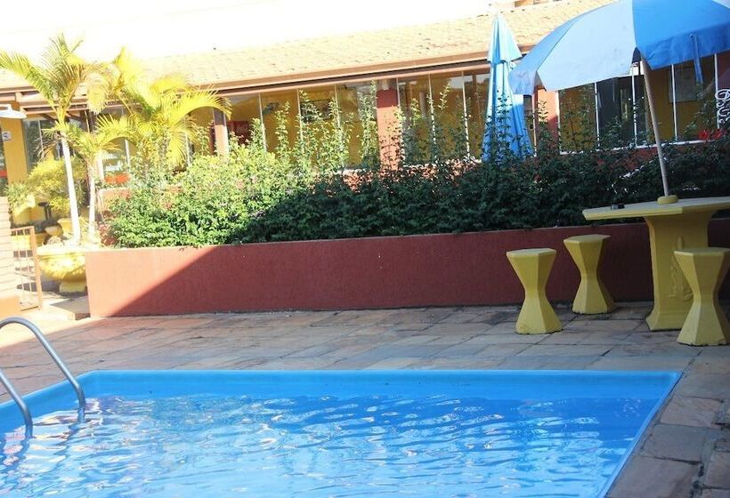 פנסיון Pousada Paraiso Avaré