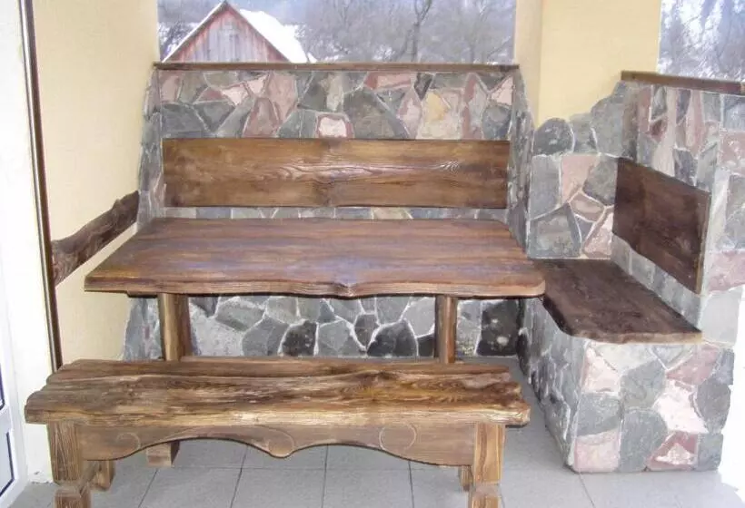 Majatalo Prutets Guest House