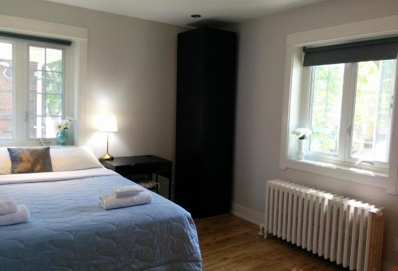 پانسیون The Parkway Garden Guesthouse