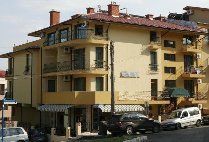 پانسیون Villa Valeev