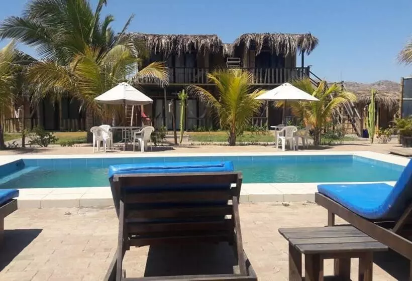 ユースホステル Punta Pacifico Bungalows Mancora