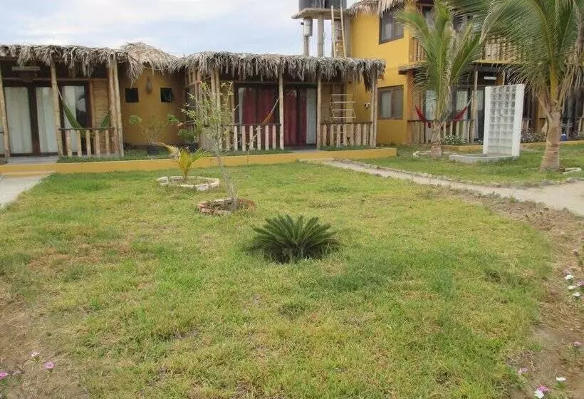 ユースホステル Punta Pacifico Bungalows Mancora