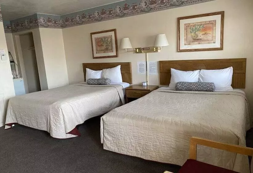 Retkeilymaja Rainbow Inn & Cottages