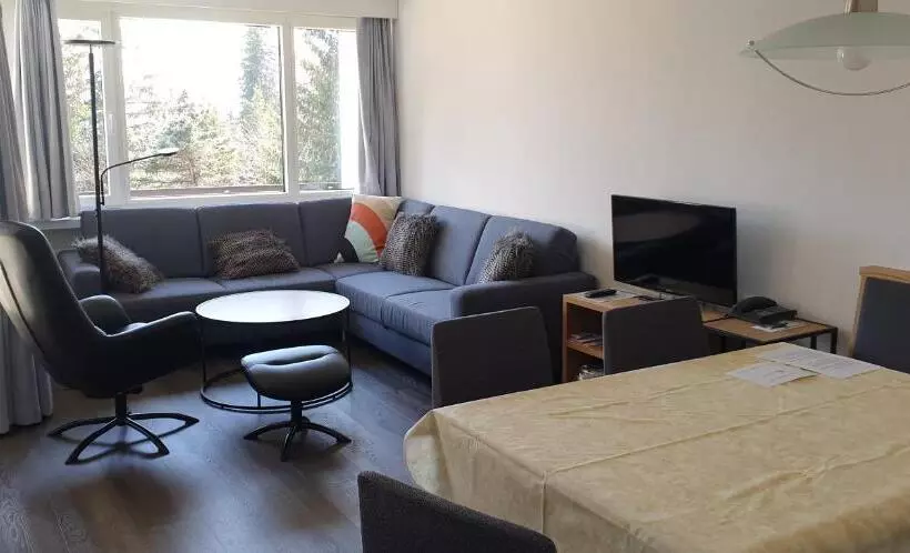 Ferienwohnungen Chesa Clois 24