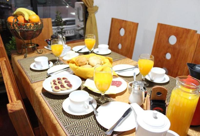 بنسيون Hostal Tierra Noble