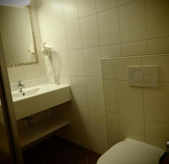 پانسیون Gasthof Jandlalm