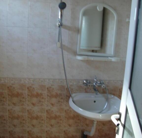 פנסיון Guest House Perla