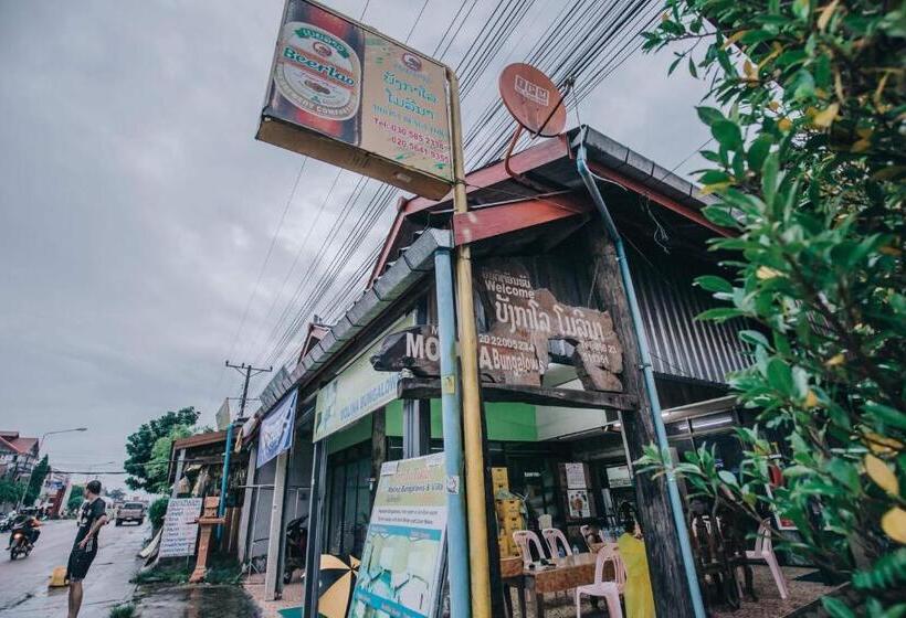 פנסיון Molina Bungalows