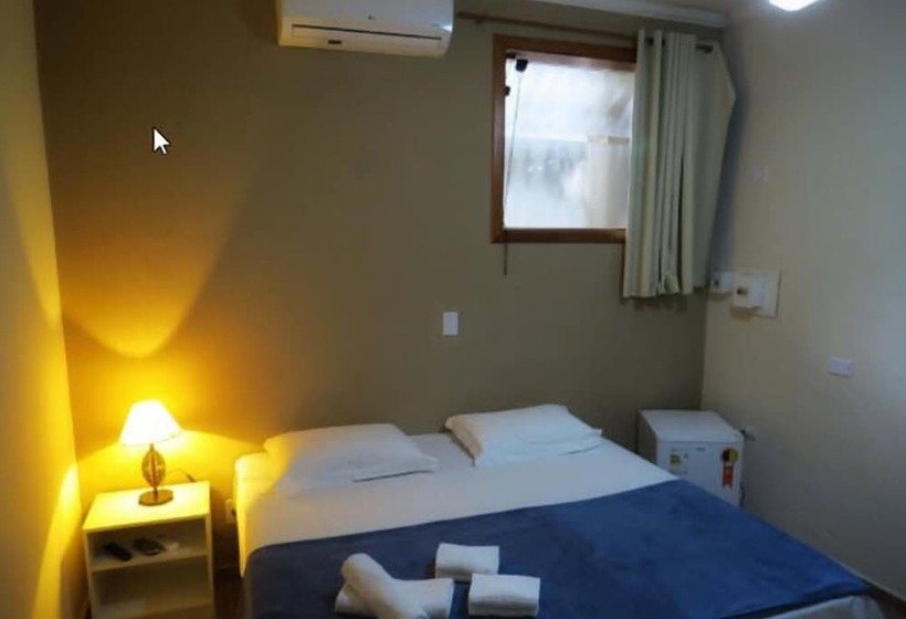 펜션 Pousada Golden House Próxima Ao Thermas No Centro De Aguas