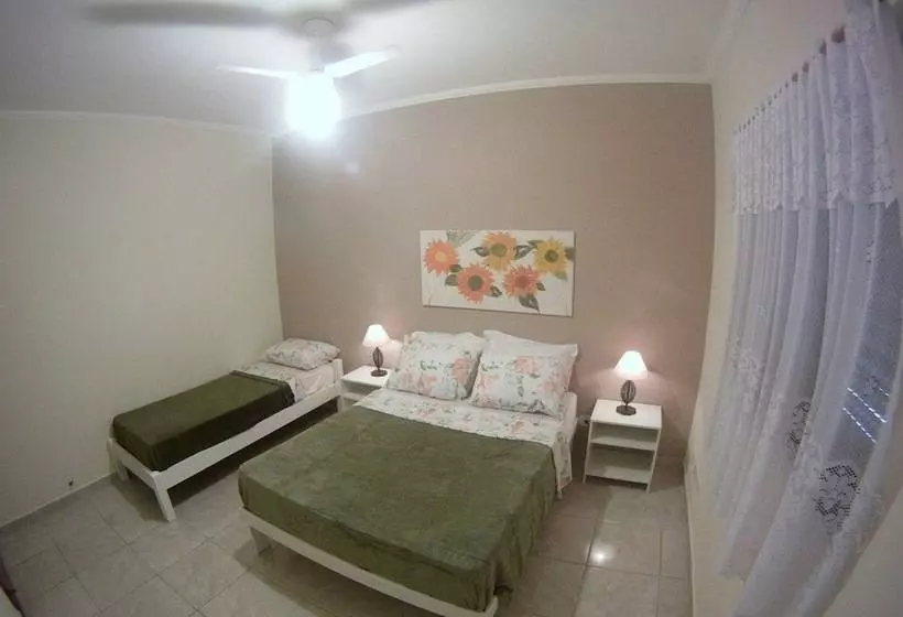 ペンション Pousada Golden House   Próxima Ao Thermas No Centro De Aguas