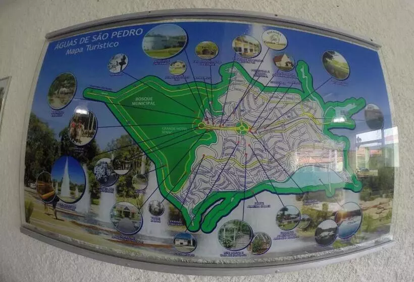 ペンション Pousada Golden House   Próxima Ao Thermas No Centro De Aguas