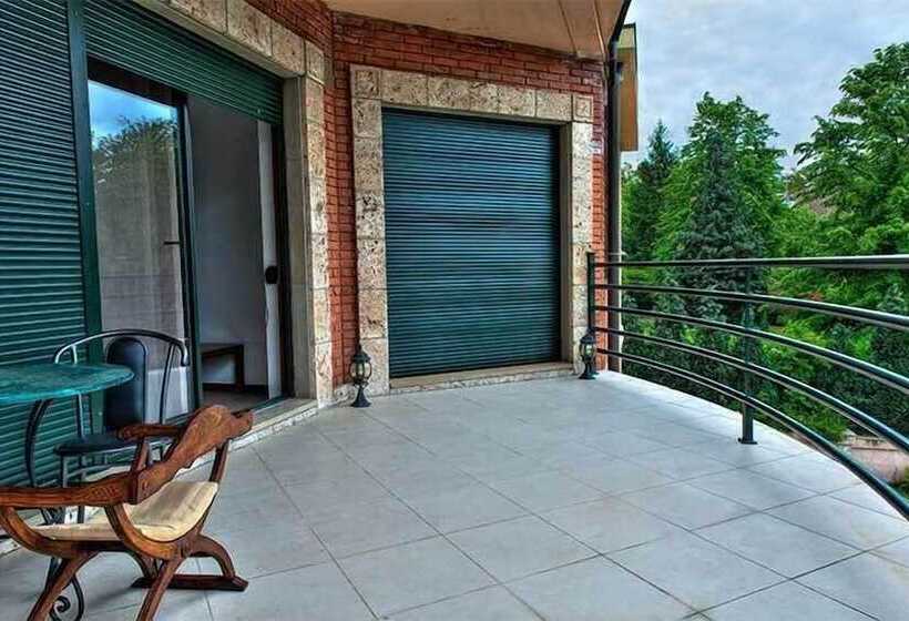 پانسیون The Belgrade Hills Rooms And Suites
