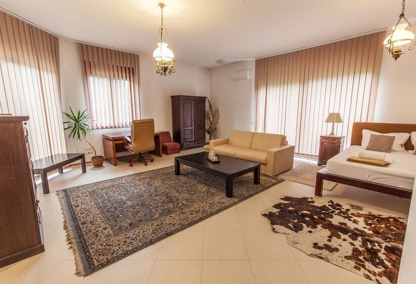 پانسیون The Belgrade Hills Rooms And Suites