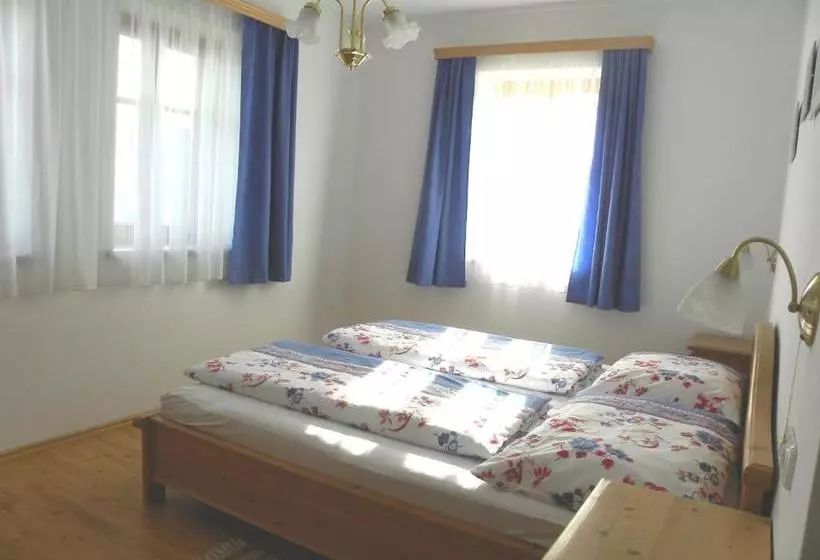 هتل Gästehaus Lisa