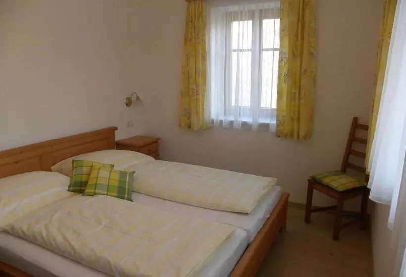 هتل Gästehaus Lisa