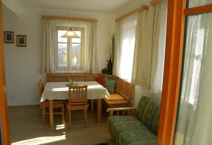 هتل Gästehaus Lisa