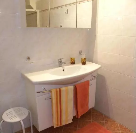 هتل Gästehaus Lisa