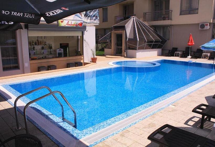 פנסיון Guest House Ask