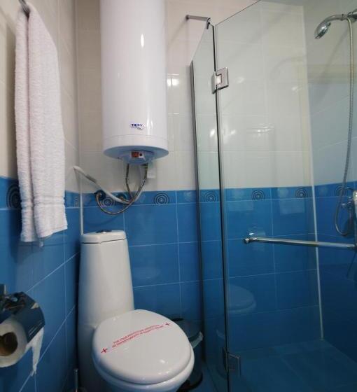 פנסיון Guest House Ask