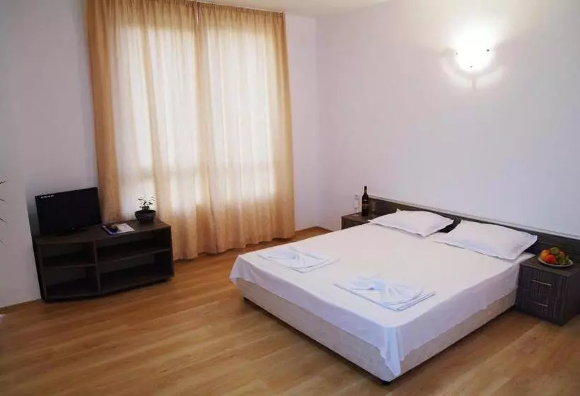 پانسیون Guest House Ask