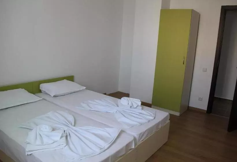 پانسیون Guest House Ask