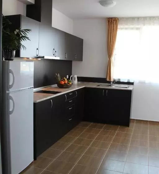 پانسیون Guest House Ask