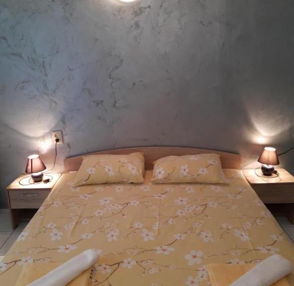 پانسیون Morska Zvezda Guest House