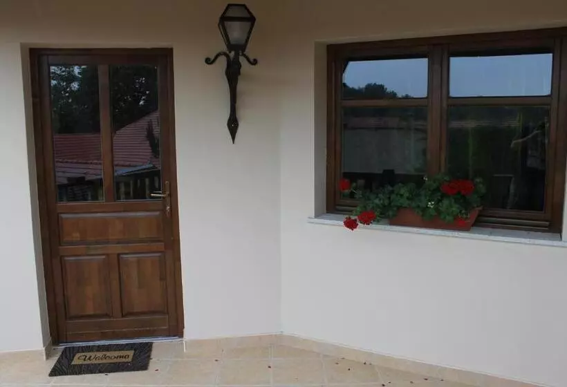 Majatalo Paulay Borház és Vendégház