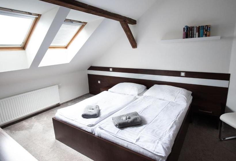 펜션 Penzion U Trávníčka