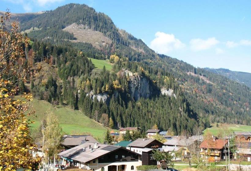 פנסיון Zimmer & Appartements Schwarzenbacher Sonja & Konrad