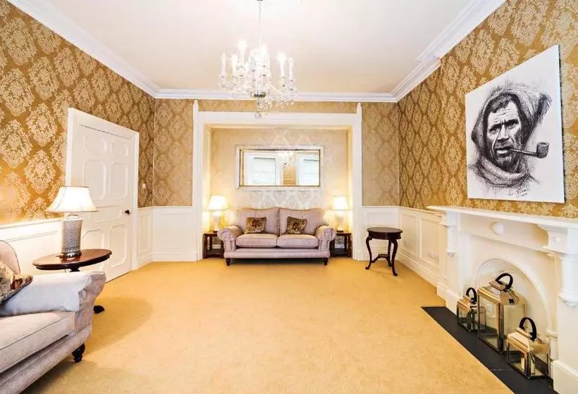 Pension The Park Georgian House