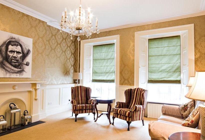 بنسيون The Park Georgian House