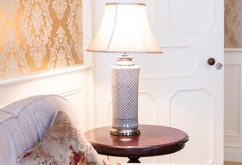 بنسيون The Park Georgian House