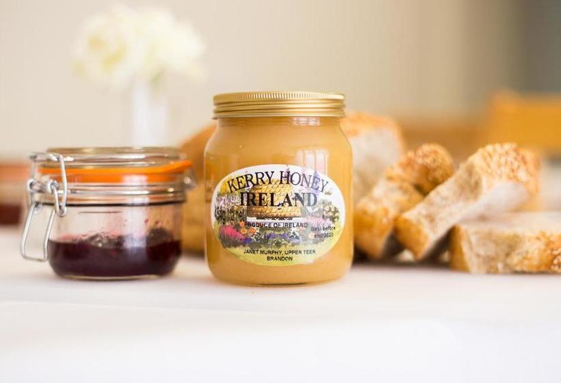 بنسيون The Park Georgian House