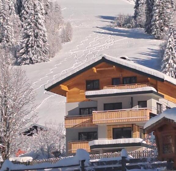 פנסיון Zimmer & Appartements Schwarzenbacher Sonja & Konrad