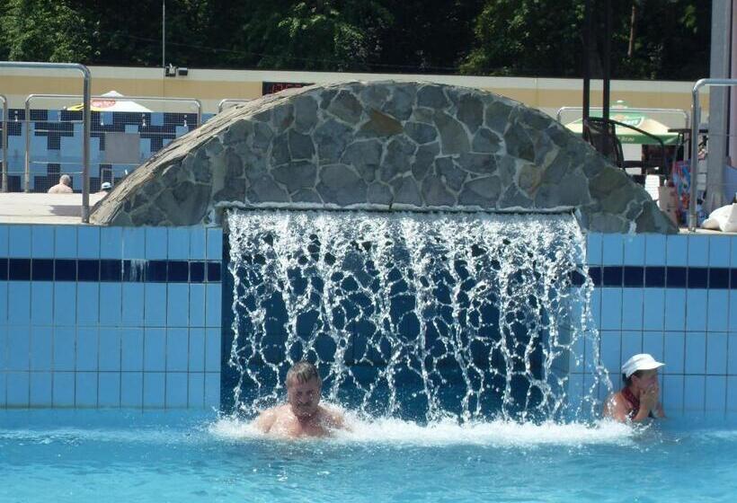 Pensiunea Beverly Hills