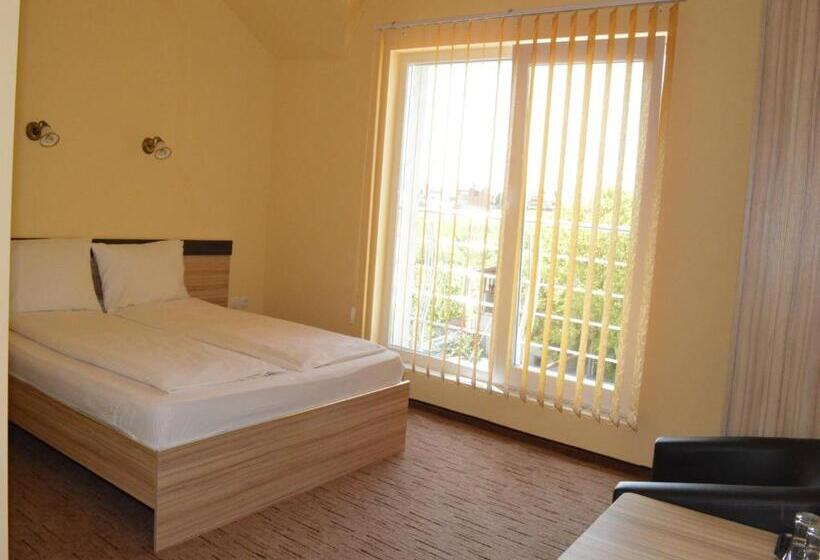 Pensiunea Beverly Hills