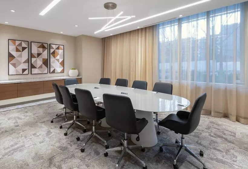 Ac Hotel By Marriott Atlanta Midtown