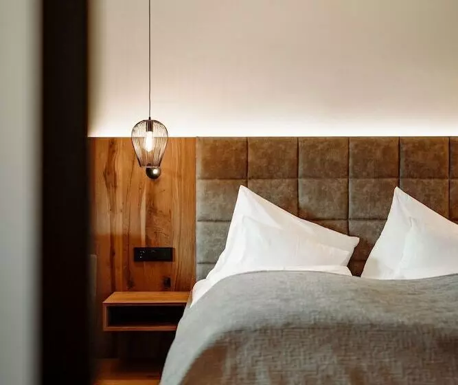 هتل Alpina Alpendorf