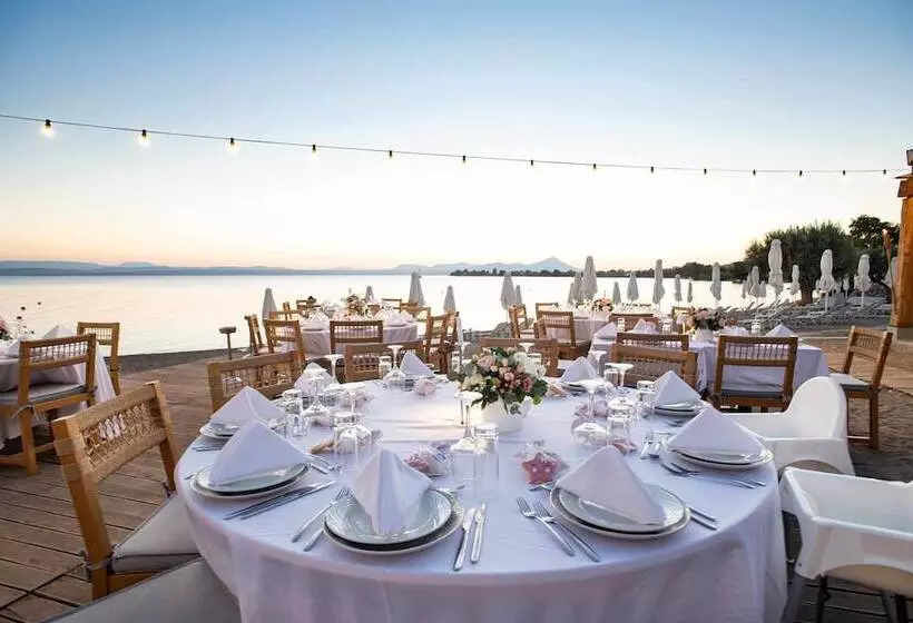 Hotelli Amaronda Resort & Spa