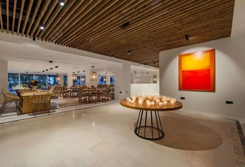 Hotelli Amaronda Resort & Spa