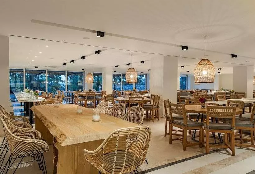 Hotelli Amaronda Resort & Spa