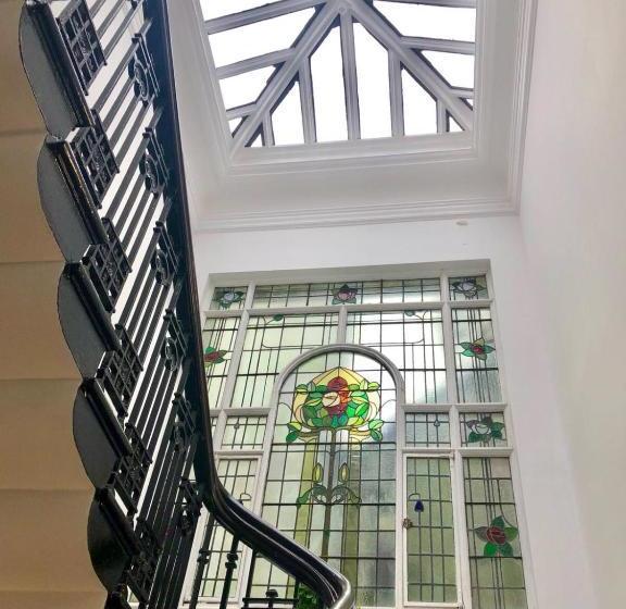 هتل Terlon Apartments