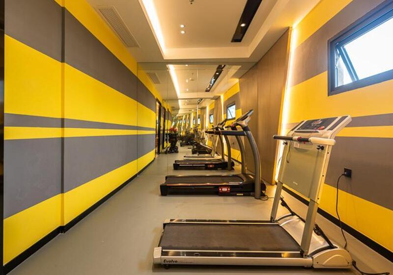 Hotel Ibis Styles Fuzhou Wuyi Square