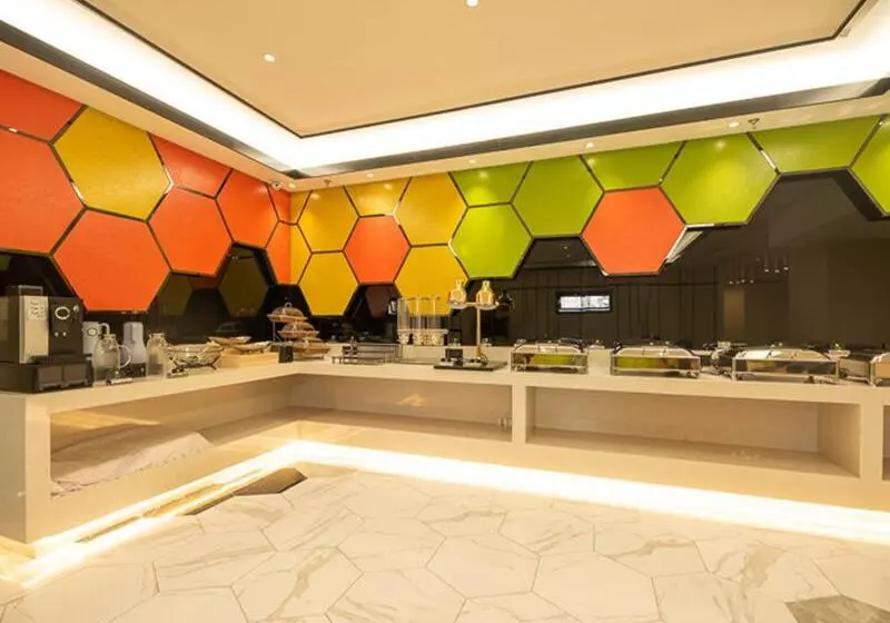 Hotelli Ibis Styles Fuzhou Wuyi Square