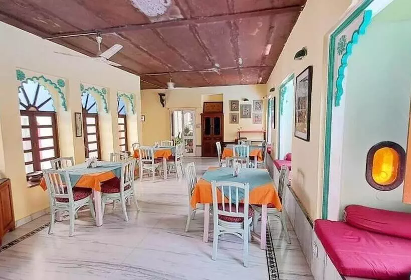 Hotelli Mahendra Prakash