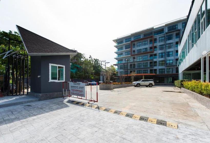 ホテル Nice Bangtao Beach