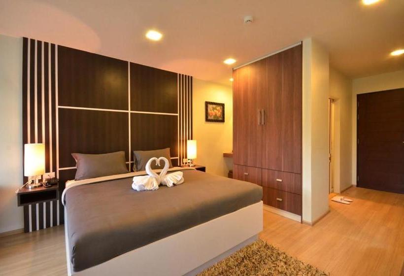 ホテル Nice Bangtao Beach