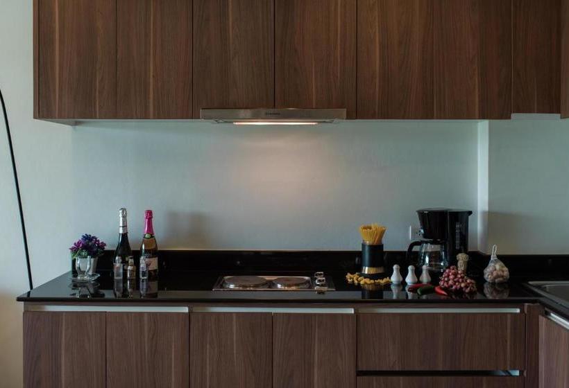 ホテル Nice Bangtao Beach