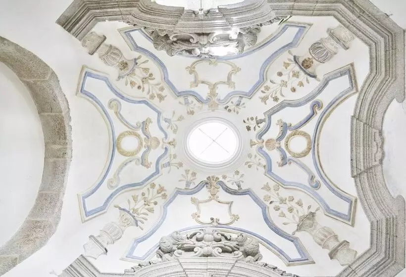 هتل Portobay Flores